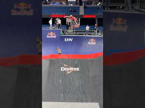 🌊 Simple Session Men's Qualifier Highlights!