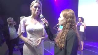 FAPCOM entrevista Renata Fan no Troféu Mulher IMPRENSA