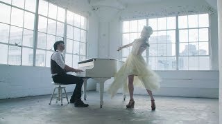 Клип Lindsey Stirling - The Greatest Showman Medley