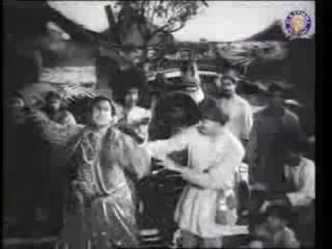 Aake Seedhi Lagi Dil Pe (Kishore kumar Pran).flv