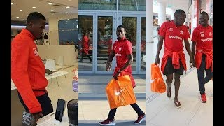 Simba Wafanya Shoping Ya Kufa Mtu Uturuki