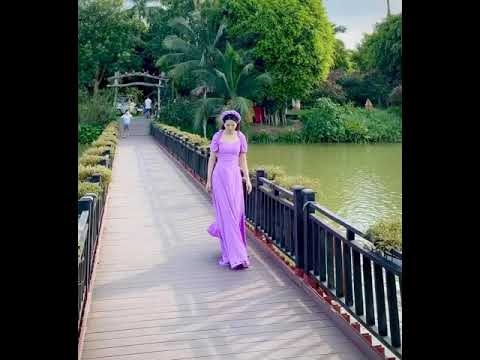 Bộ sưu tập áo dài màu tím cà