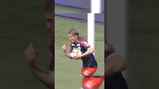 DO0ar8IkHoI Video Image