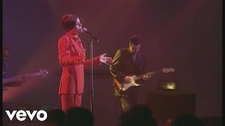 Watch Lisa Stansfield Suzanne video