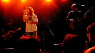 Watch Fiery Furnaces Two Fat Feet video