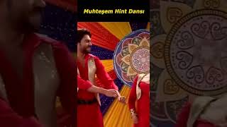 Rasya Çiftinden Büyüleyici Hint Dansı
