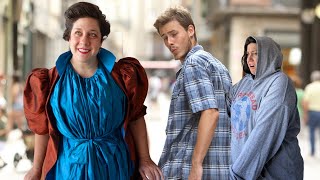 Make An 1890S Tea Gown To Level Up Your Loungewear