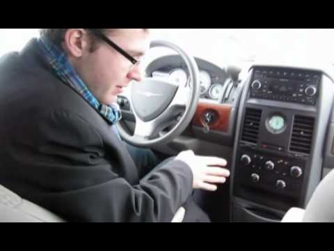 Chrysler Town & Country, обзор