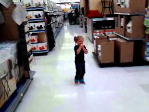 Walmart Easter Bunny Terrifies 3 Year Old girl!