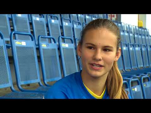 Jan Rezek a Denisa Rezkov ve Fotbal Extra