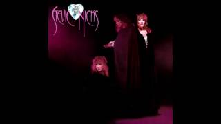 Watch Stevie Nicks Nothing Ever Changes video