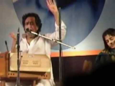 pt. hridaynath mangeshkar singing dayaghana and pasaydan