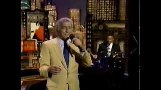 Watch Tony Bennett Fascinatin Rhythm video
