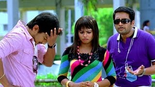 Udhayanidhi Stalin abuses Santhanam - Oru Kal Oru Kannadi Udhayanidhi Stalin abuses Santhanam - Oru Kal Oru Kannadi