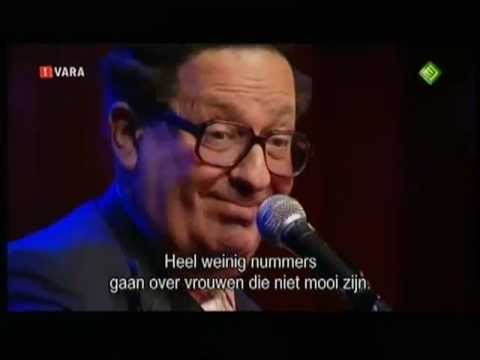 The Simply Amazing Earl Okin plays 'Bessie'.