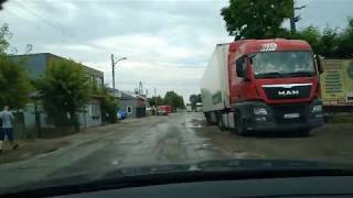 Видео УЖАС! ВЫРВИ КОЛЕСО! Улица в центре Варшавы. Плохие дороги в Польше от Варшава Польша, Мёдовая улица, Варшава, Польша