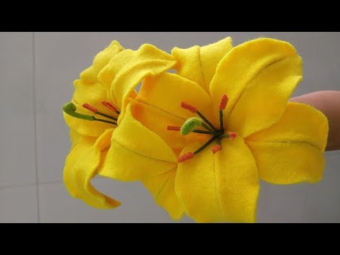 DIY- Làm hoa Lily bằng vải nỉ - How to make Lily flower