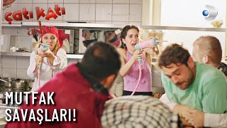 En Komik & En Efsane Mutfak Savaşı! - Çatı Katı Aşk 4. Bölüm