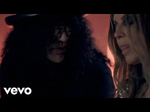 Slash Beautiful Dangerous ft Fergie Play Video