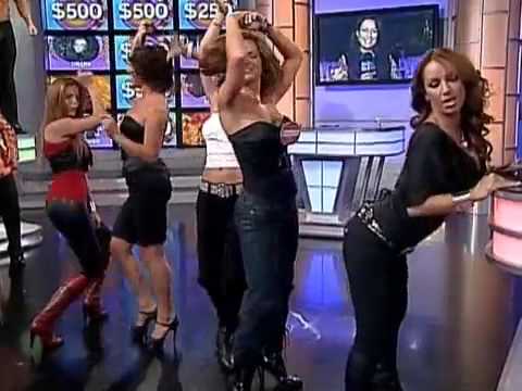  Maya Liz Vega Claudia Alvarez y Martha Julia bailando reaggeton