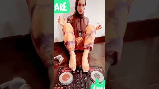 Hijabi Feet