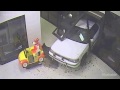 Footage shows every angle of burglars smashing into a mall | Mashable