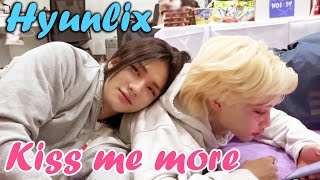 HYUNLIX - KISS ME MORE