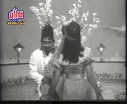 Old is Gold - टीना मीना डीका Aasha BW...
