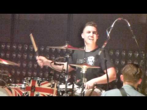 Arctic Monkeys MATT HELDERS TRICK on Brick by Brick O2 Arena London 29