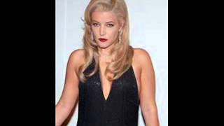 Watch Lisa Marie Presley Soften The Blows video