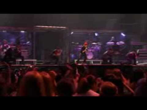 Justin Bieber Baby ft Ludacris (Live At The Madison Square...