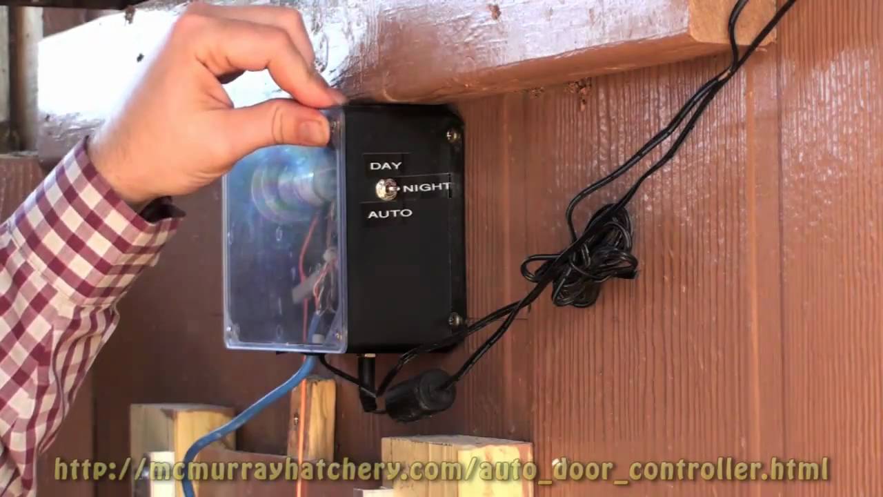 McMurray Hatchery's Best Chicken Coop Controller - Overview - YouTube