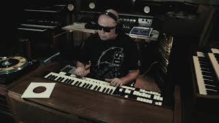 Roger Rivas | Walk With Love Version