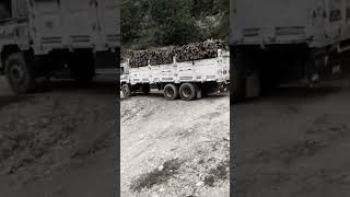 Yorumlara Bu Komyoncu Sözü Bekliyom.