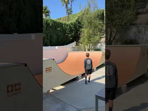 Kid left speechless after seeing his new mini ramp ‼️