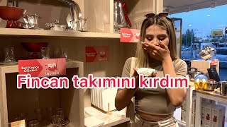 Çeyi̇z Alişveri̇şi̇,Yemek Takimimi Aldim Mağazadaki̇ Fi̇ncan Takimini Kirdim