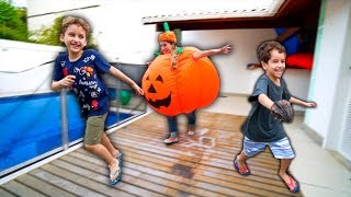 Abobora De Halloween Brincando Com Paulinho E Toquinho Abobora De Halloween Brincando Com Paulinho E Toquinho