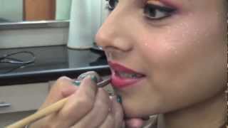 Bridal Air Brush Make-Up by Vidya Tikari - part 2 on www.myShaadi.in