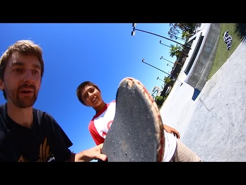 WORST BOARD AT THE PARK?! KICKFLIP A 5 STAIR