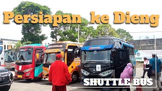 Persiapan Rombongan Menuju Dieng Angkutan Wisata Microbus