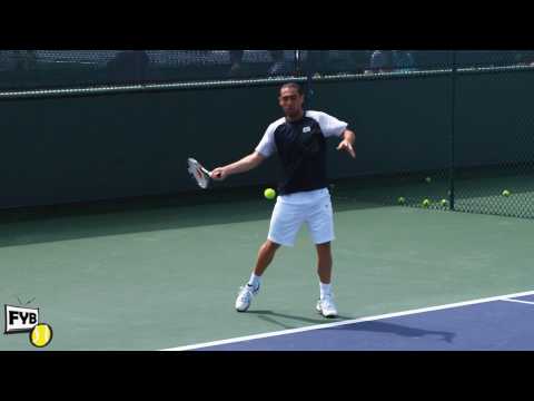 Marcos バグダディス hitting forehands and backhands -- Indian Wells Pt． 03