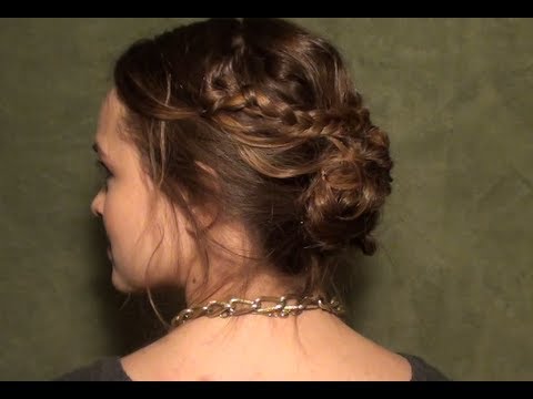 I also have an older tutorial similar to Bella's Wedding Hair if you want 