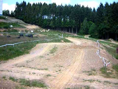Downhill fail Michel crashes in Ferme Libert