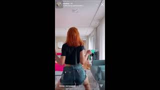 Lara Silva Dançando Vai No Chão Doidona