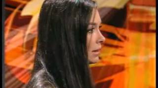שיר זיו, ישראל היום - מריחים את הספין?