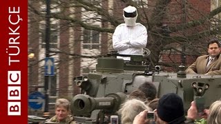 Top Gear Sunucusu Için Bbc Önünde Tanklı Protesto - Bbc Türkçe
