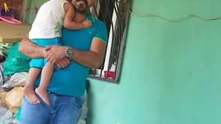 Baba Sı Paşayı Uyutmaya Çalışıyor