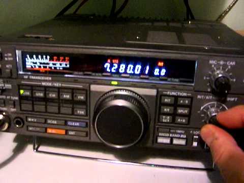 Kenwood TS440 - YouTube