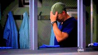 Grey's 8x09 Owen comforting Cristina