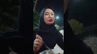 Cowok Pake Hijab. Nyoba Jadi Cewek. Malah Nyaman. Cder. Crossdresser. Femboy. Newhalf